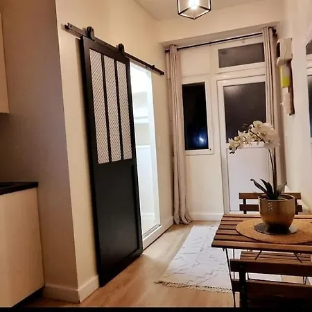 Charmant Studio Апартаменты *